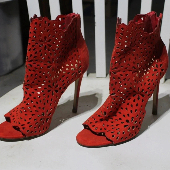Aldo Suede Peep toe ankle Heels - Picture 1 of 3